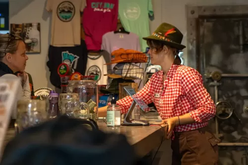 Cuyuna-Brewing-Co.-Oktoberfest-1