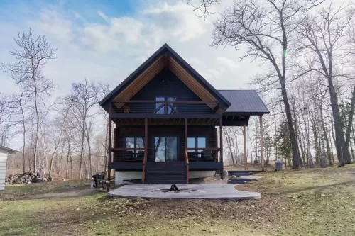 Ext.-Bear-Paw-Cabin-1